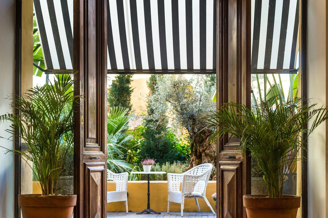 Palacio De Rojas Valencia Buitenkant foto
